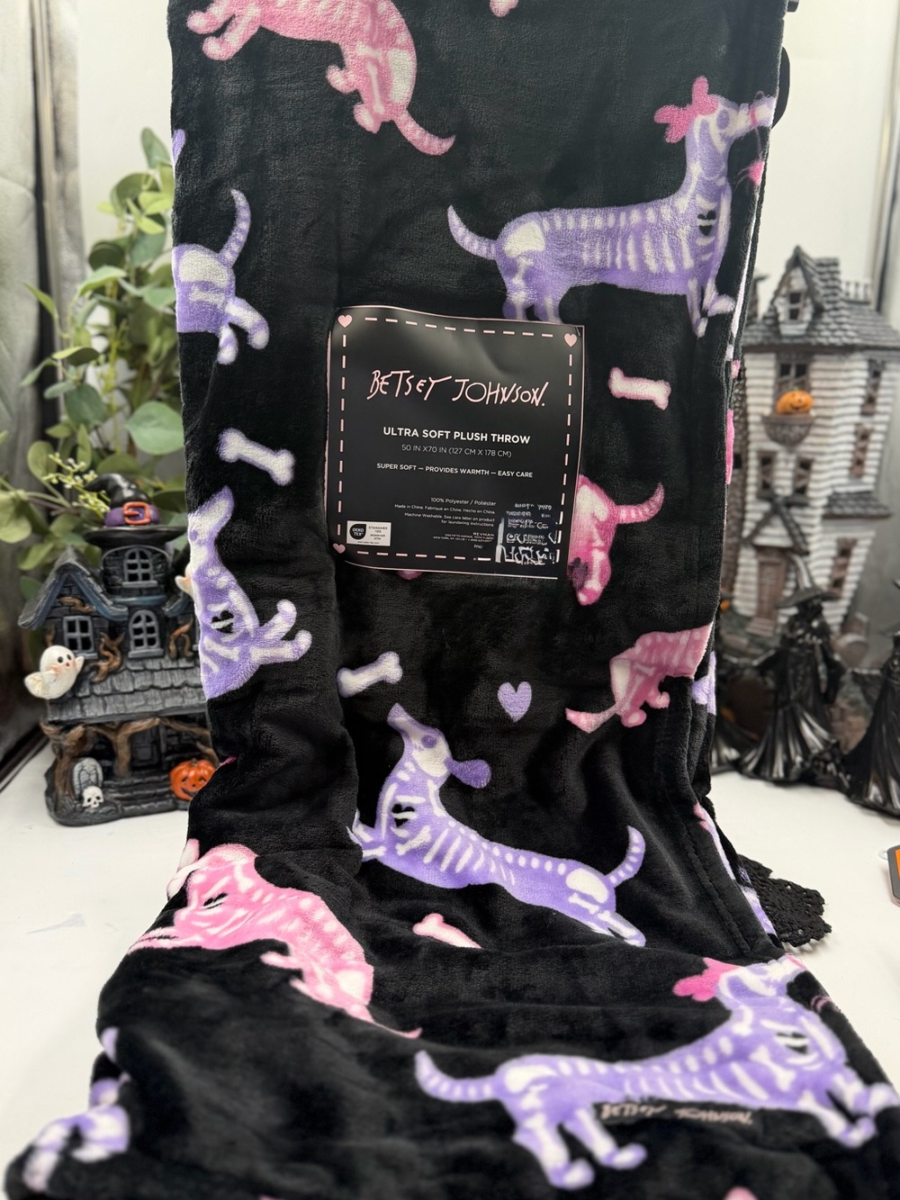 Viral betsey johnson halloween skeleton dachshund dog plush throw blanket 50x70
